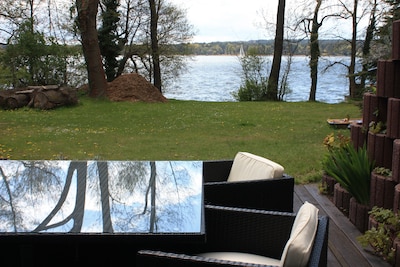 Suite directly on the lake, very private - Ferienhof Löschebrand