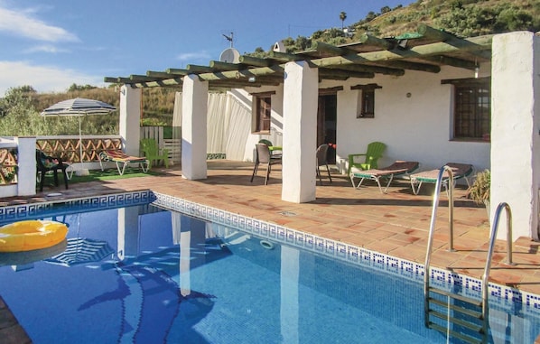 pool