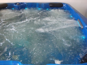 jaccuzi 4 personnes