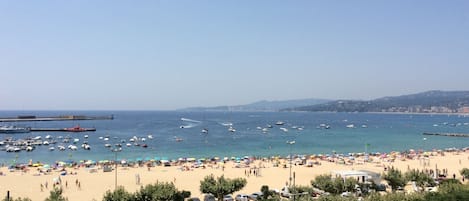 La plage vue de la terrasse 