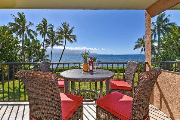 Maalaea Banyans 203 ocean view lanai 1