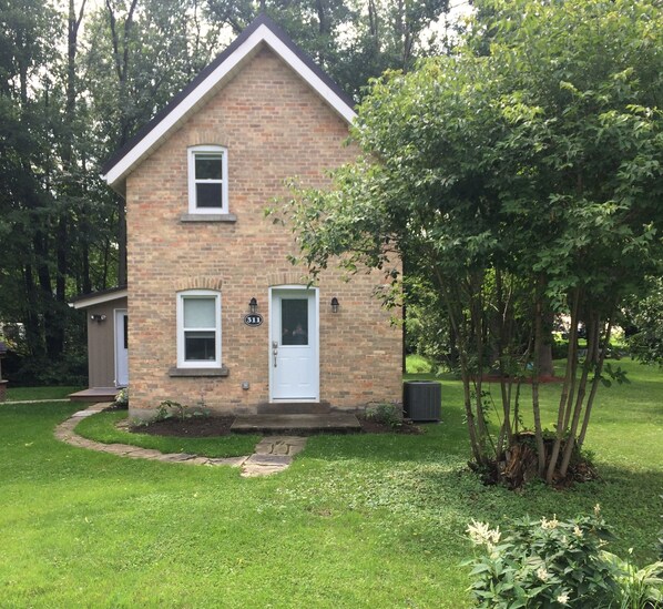 Welcome to Creekside Cottage.  Enjoy the house and the property.