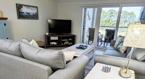 Living area with 50" Smart TV