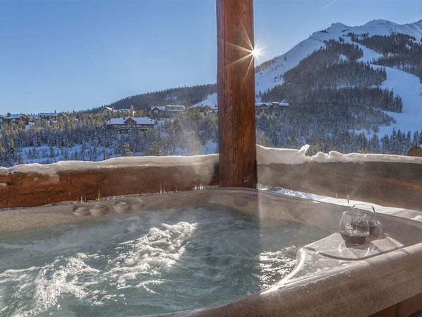 Relax in the hot tub | Exterior