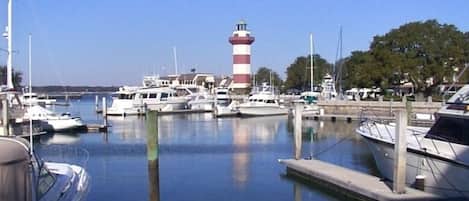 World Famous- Harbour Town Lighthouse-2 minute walk away