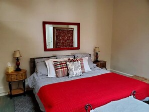 Comfortable king sized bed, lots of room with high ceilings and skylights.
