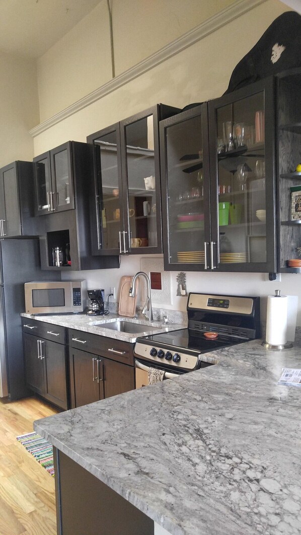1. The kitchen is homely and fully-equipped.