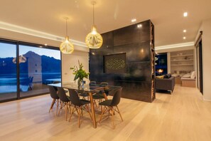 Dining/Living space
