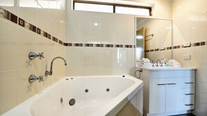 Spa Bathroom in Upstairs spa apt