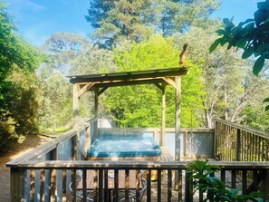 8 person hot tub on private gazebo