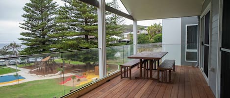 Private balcony and panoramic views of Macmasters Beach.