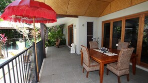 Outdoor dining