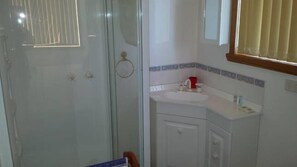 ensuite apartment no 1