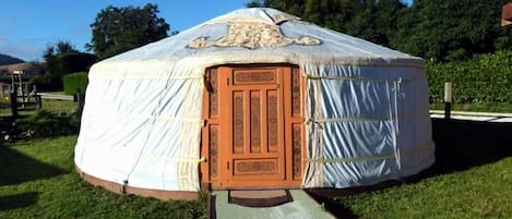 Yurt / Ger - Wacky Stays, Kaikoura, NZ