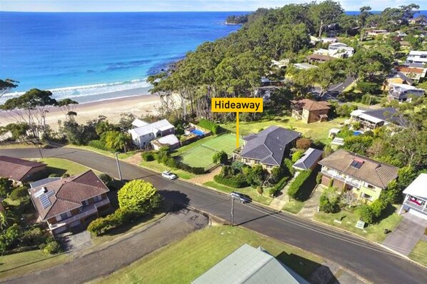 Victor Ave, South Narrawallee Beach
Two minute walk to the beach