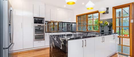 Gorgeous granite new large kitchen with modern applicances. 