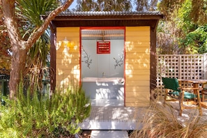 Garden spa bath