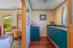Shy Studio kitchenette and dinning