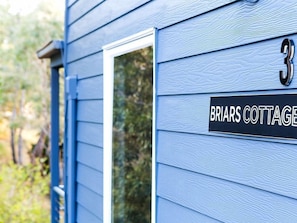 Briars Cottage Signage