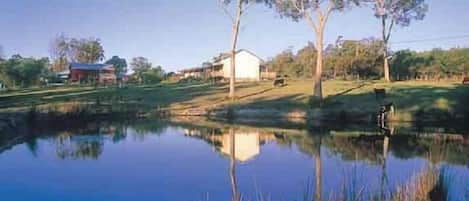 Peaceful property, Platypus Park Country Retreat