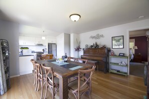 Dining table - seating for 8