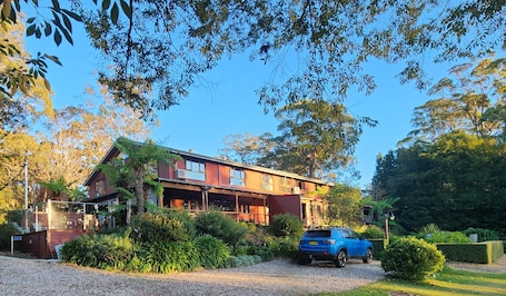 Good morning Bilpin Country Lodge