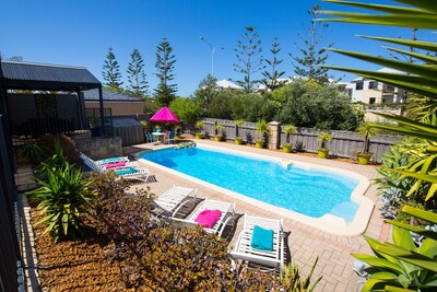 Hollywood Style Swimming Pool