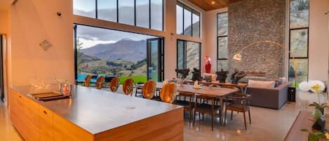 Kitchen/living with mountain views