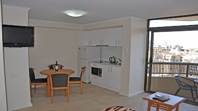 Sydney City 1 Bedroom Apartment with Balcony