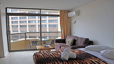 Sydney City 1 Bedroom Apartment with Balcony