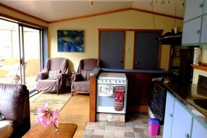 Rose Cottage living roomandamp; kitchen