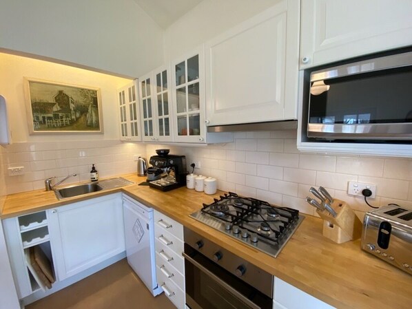 Cook up a feast & enjoy - we have all the kitchen appliances you could ask for