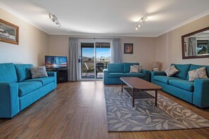 River Gum lounge area