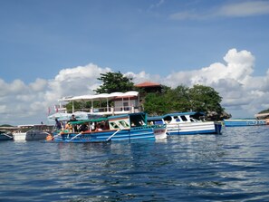100 Islands