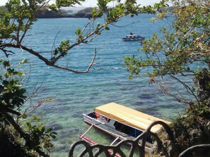 100 Islands
