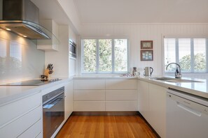 Modern kitchen