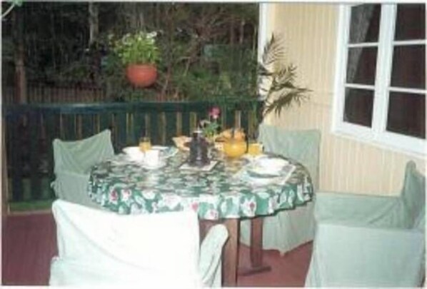 Outdoor dining