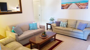 Apartment 3 - The Coachhouse (102)