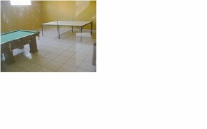 Spielezimmer