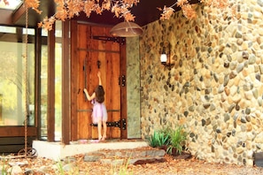 Knock Knock... come in