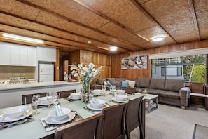 A relaxing space to enjoy some family time on The Murray Dream houseboat