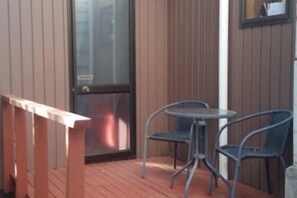 .Outside Deck