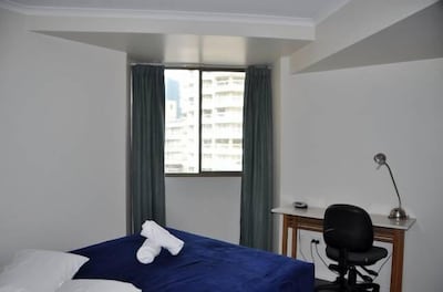 Sydney CBD 2 Bedroom Apartment with Balconies