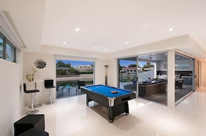Spielezimmer