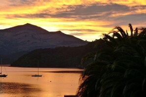 Stunning Views,All Day Sun and Amazing Sunsets.