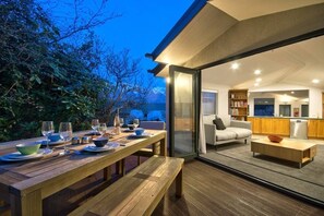 Alfresco dining on the back deck