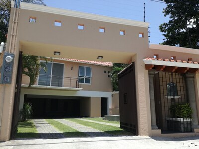 Casa para ocupación completa en el centro de Chiconcuac Morelos p / 15 personas.