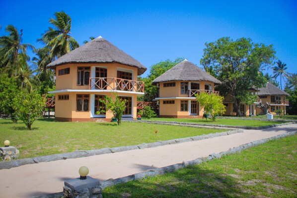 EXTERIOR DESIGN