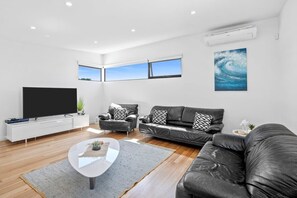 Curl up with a good book or enjoy a movie on the comfortable sofas. Split system heating and cooling for year-round comfort