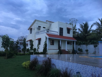 New Villa with Swimming Pool close to Mahabalipuram for rent. 